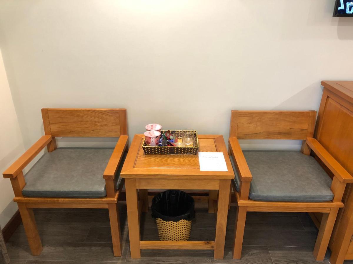 Moc Hoang Hotel هانوي المظهر الخارجي الصورة